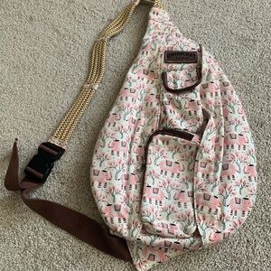 Union Bay strap sling bag adjustable braided rope strap ivory w pink elephants